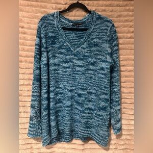 Elegant Blue V-Neck Sweater for Women
